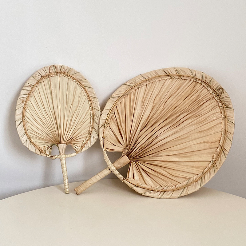 Vintage Natural Palm Leaf Fan - Retro Style Summer Cooling & Decor Accessory ARCC1002