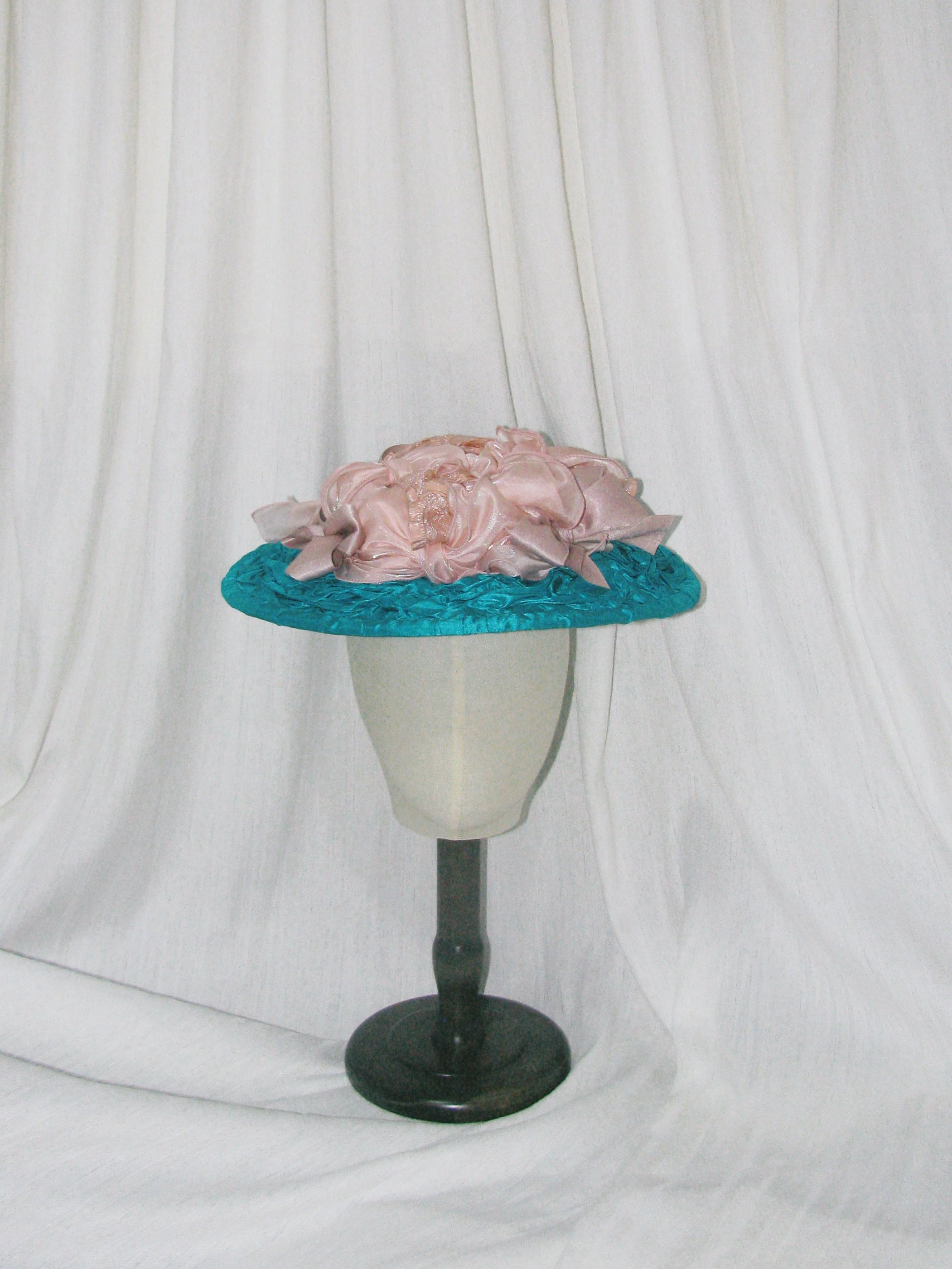 Victorian Edwardian Teal & Blush Satin Ruffled Floral Hat – Elegant Statement Headwear for Special Occasions ARHA1005