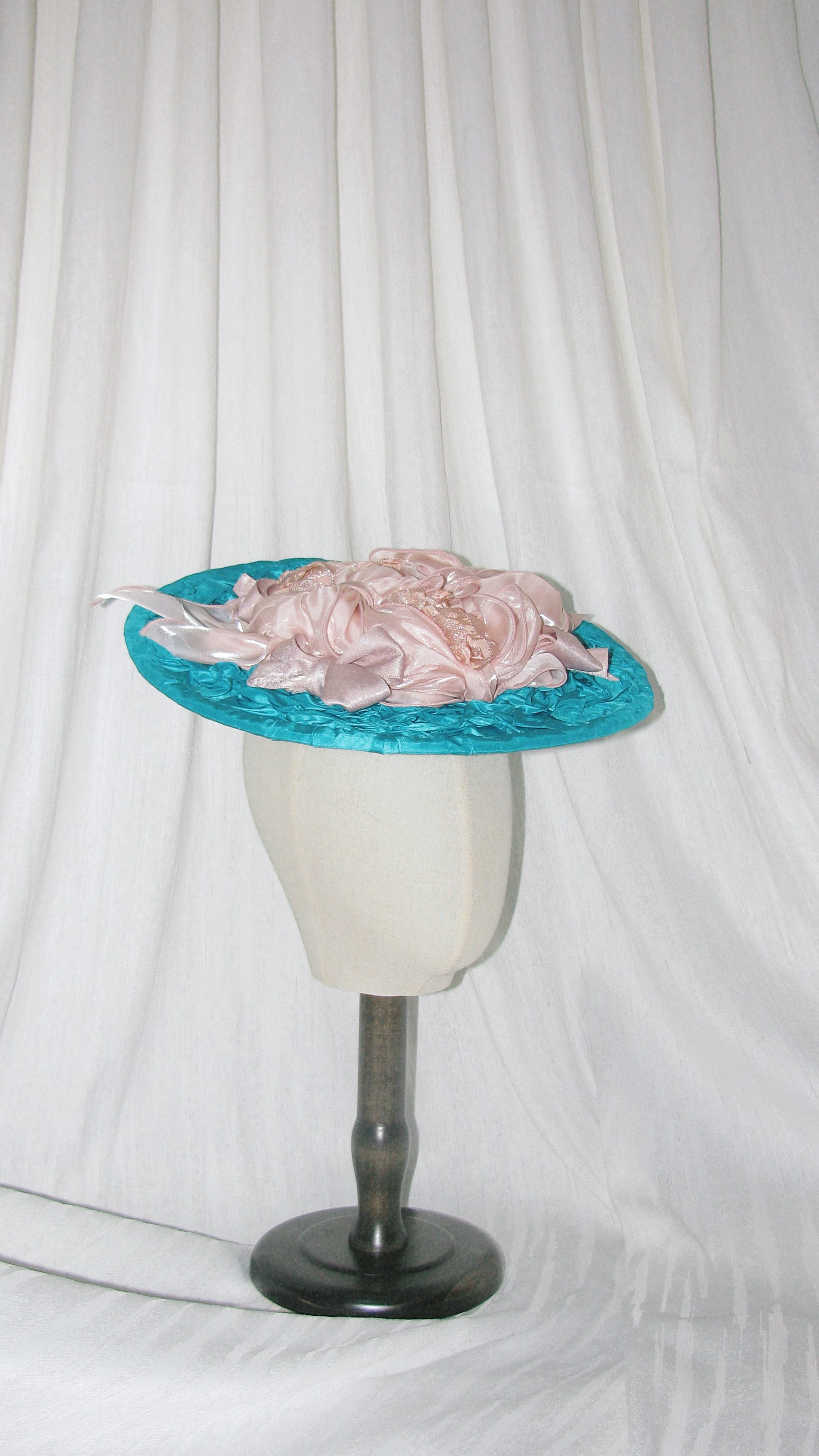 Victorian Edwardian Teal & Blush Satin Ruffled Floral Hat – Elegant Statement Headwear for Special Occasions ARHA1005