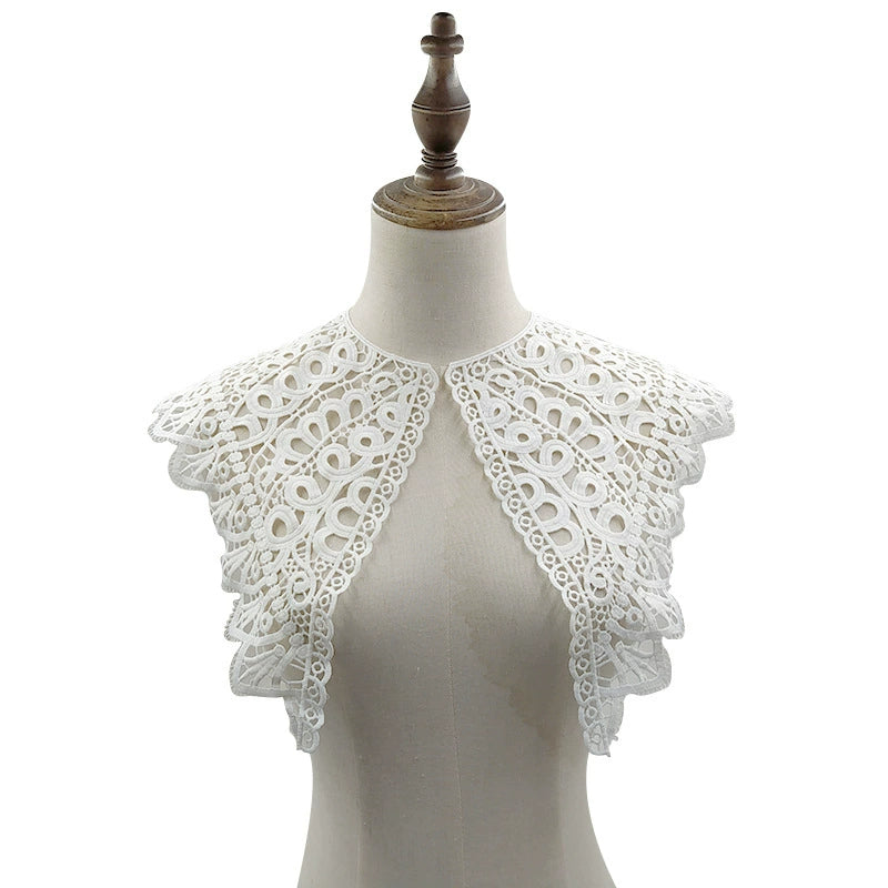 Vintage White Lace Capelet - Victorian Style Shoulder Shawl for Retro Outfits ARCC1001
