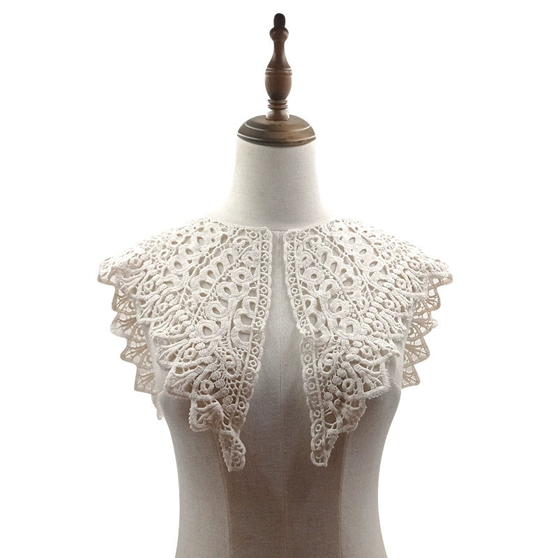 Vintage White Lace Capelet - Victorian Style Shoulder Shawl for Retro Outfits ARCC1001