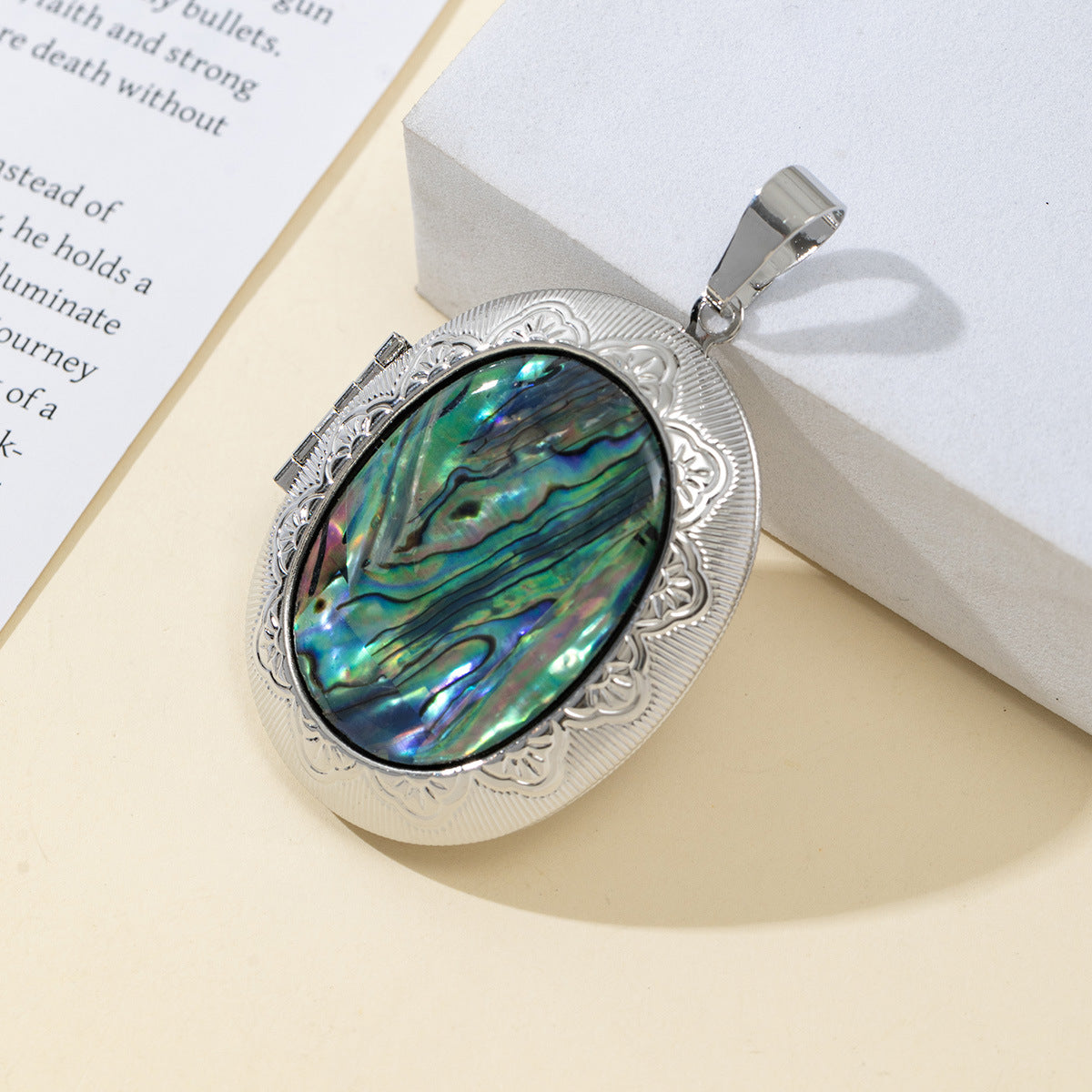 Edwardian-Inspired Abalone Shell Locket Pendant | Historical Fashion Keepsake Necklace ARCC1017