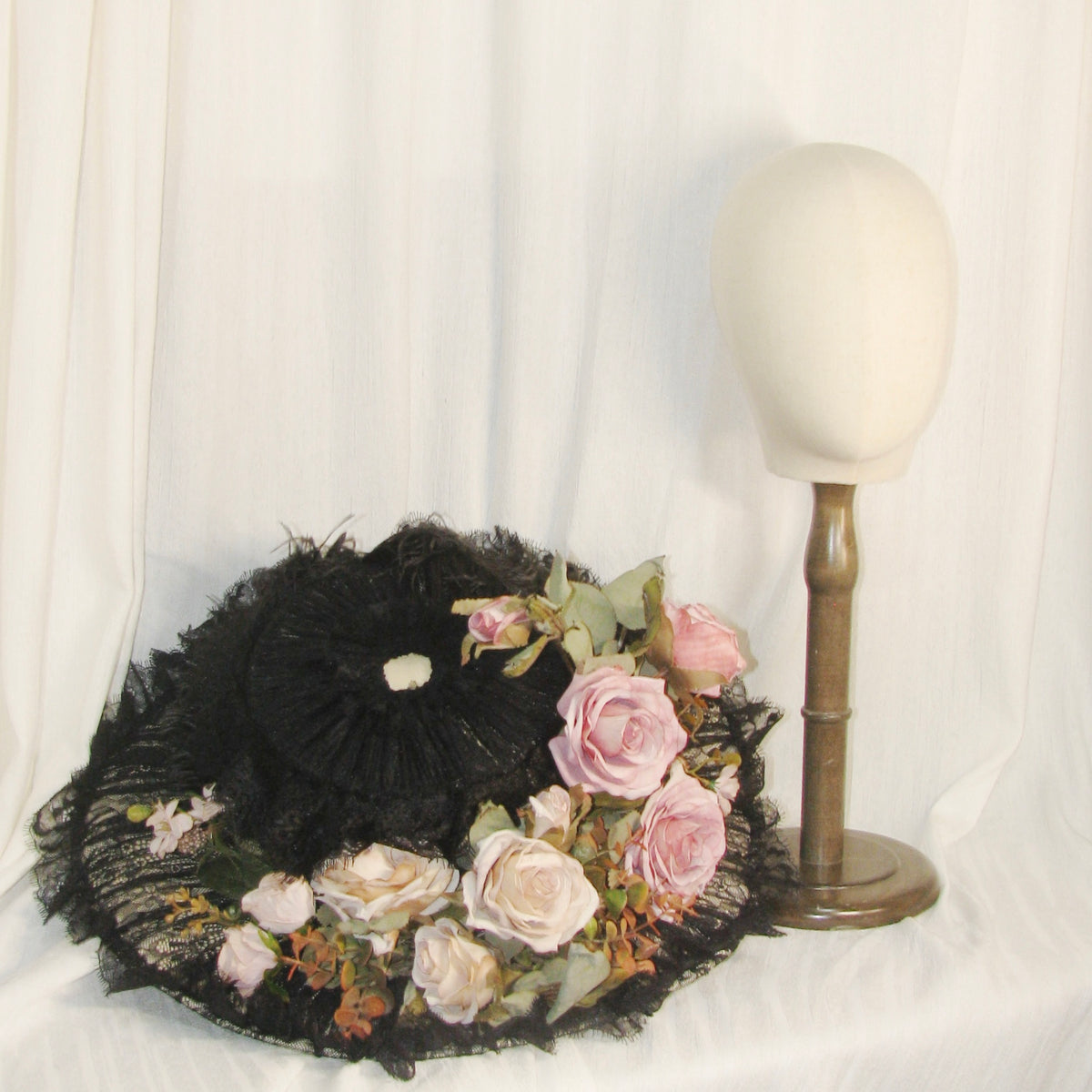 Edwardian Black Lace & Feather Hat with Pink-White Roses - Elegant Formal Event Headwear ARHA1028